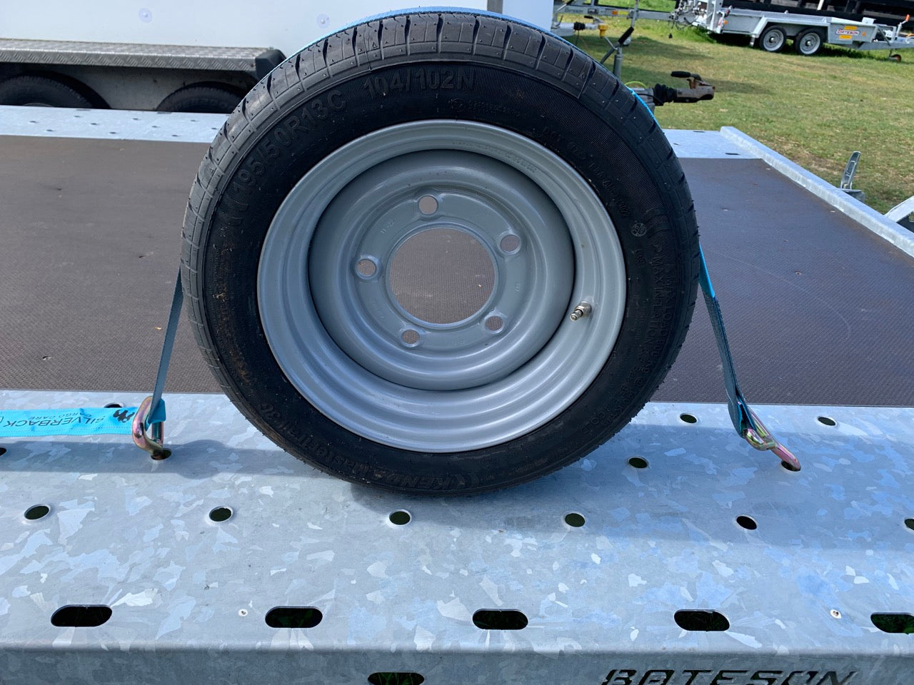 J-Hook Vehicle Tie Down Straps 2,500kg