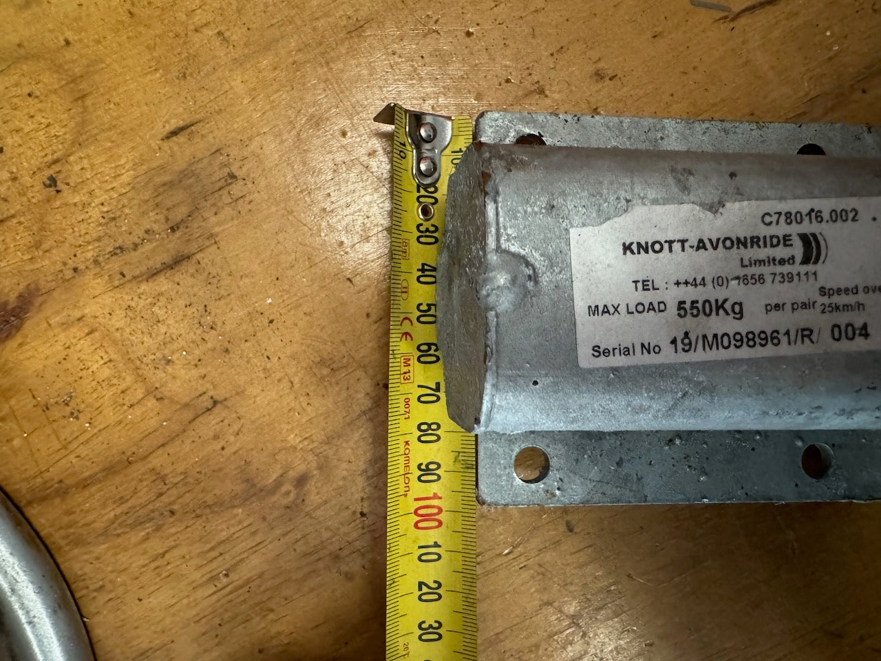 Knott Stub Axles 550kg (pair)