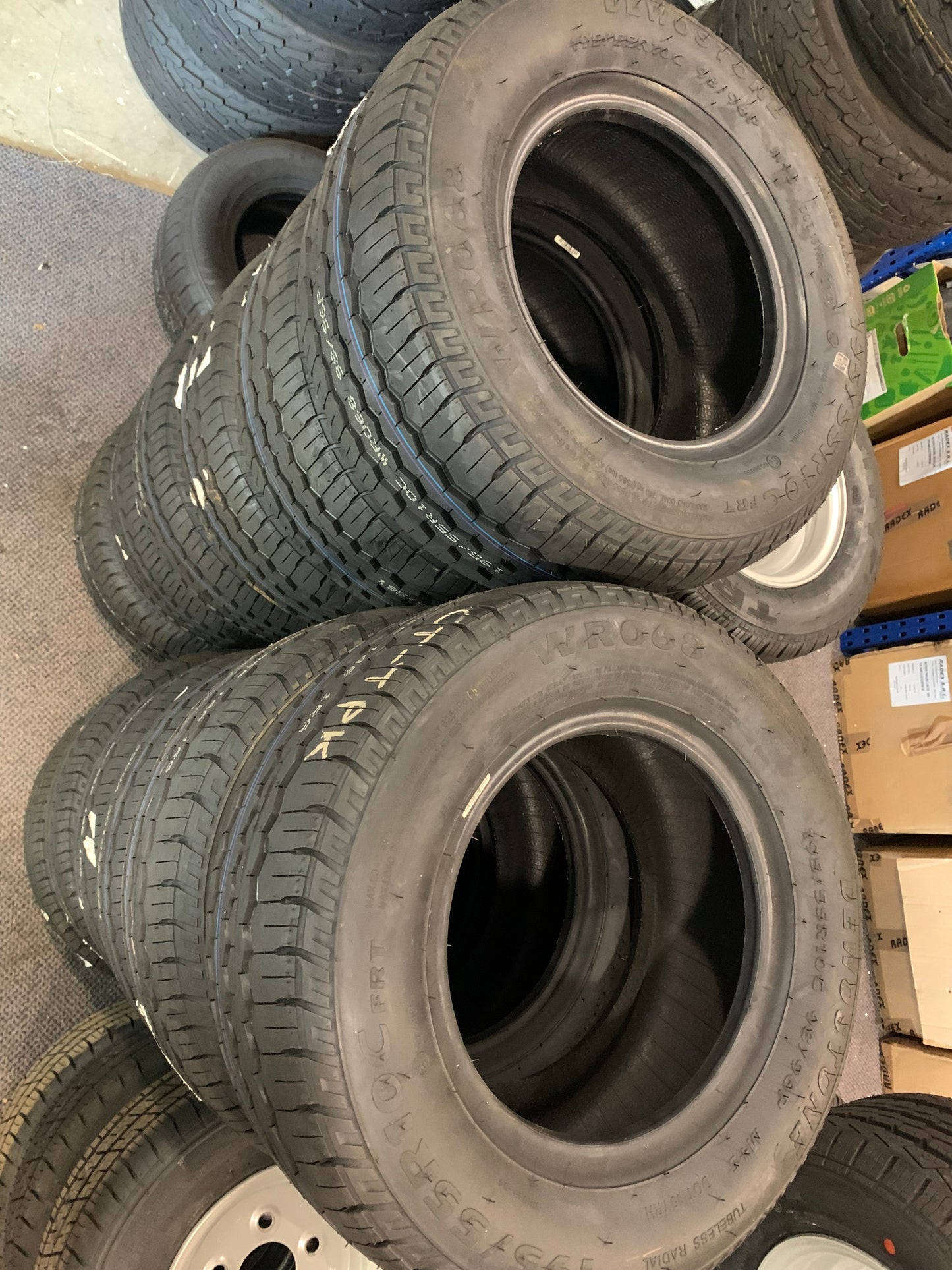 10" Tire 195x55R10