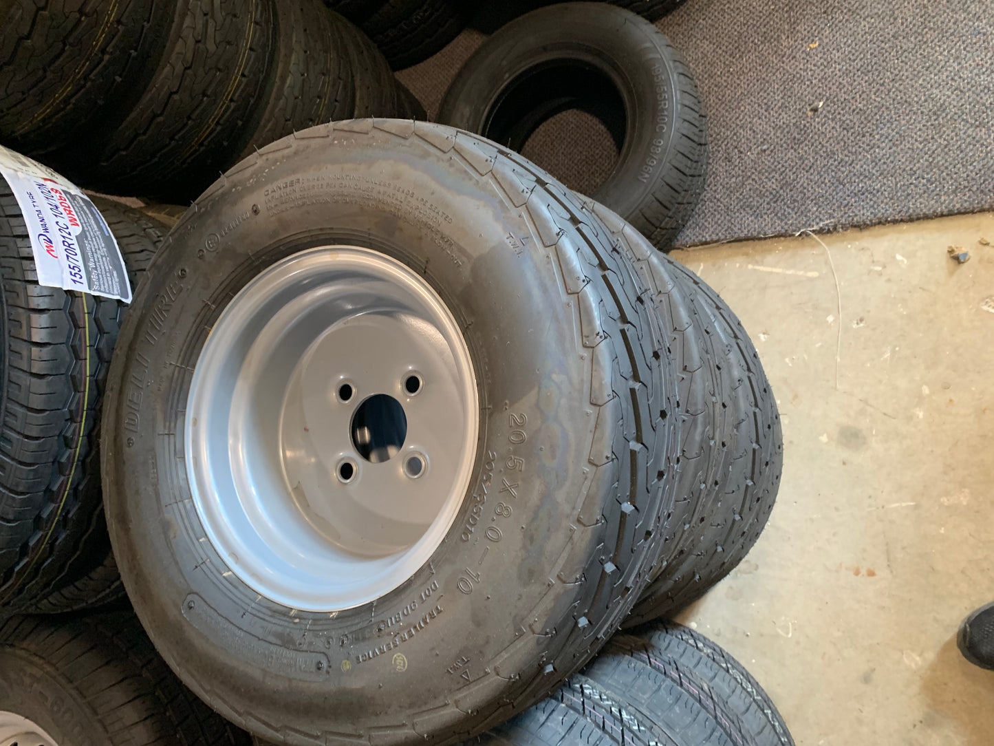 Bateson 10" with Delitire 20.5x8-10