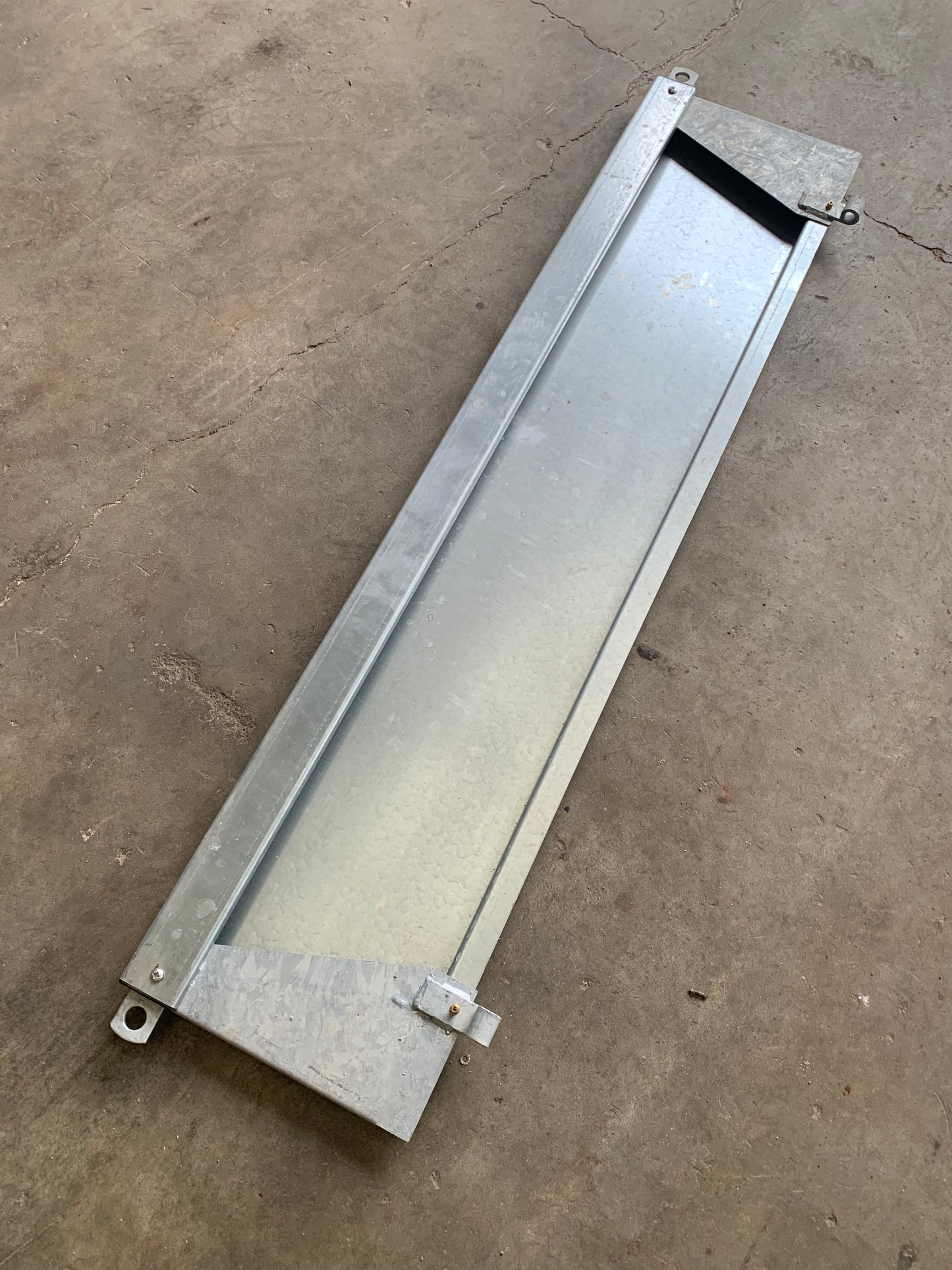 Bateson Side 1400mm plain