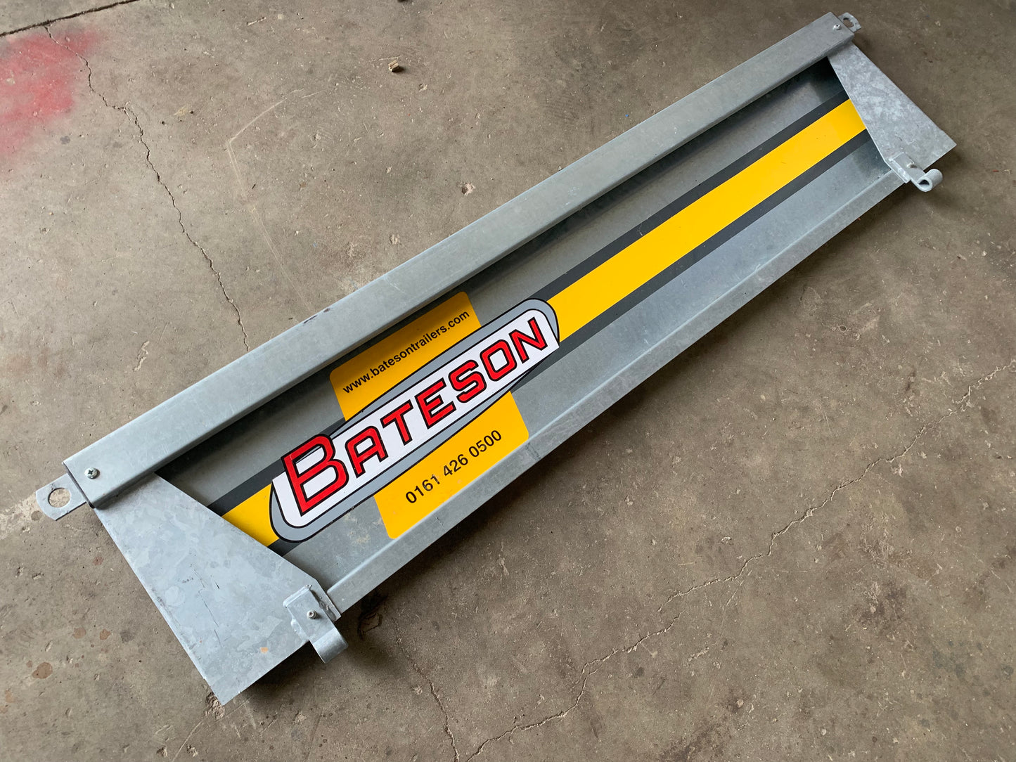 Bateson Side 1400mm Rear Right Stripe