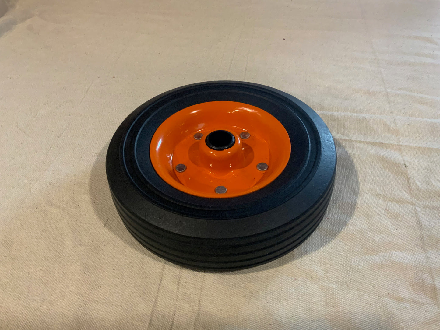 Knott Jockey Wheel Orange