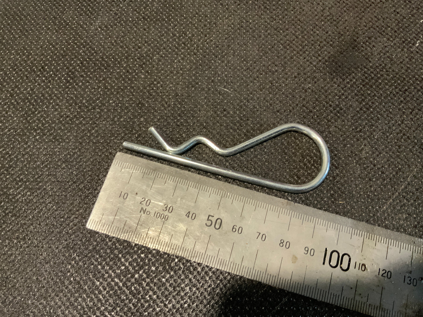 Bateson R Clip with blue plastic retainer for Eccentric Latches