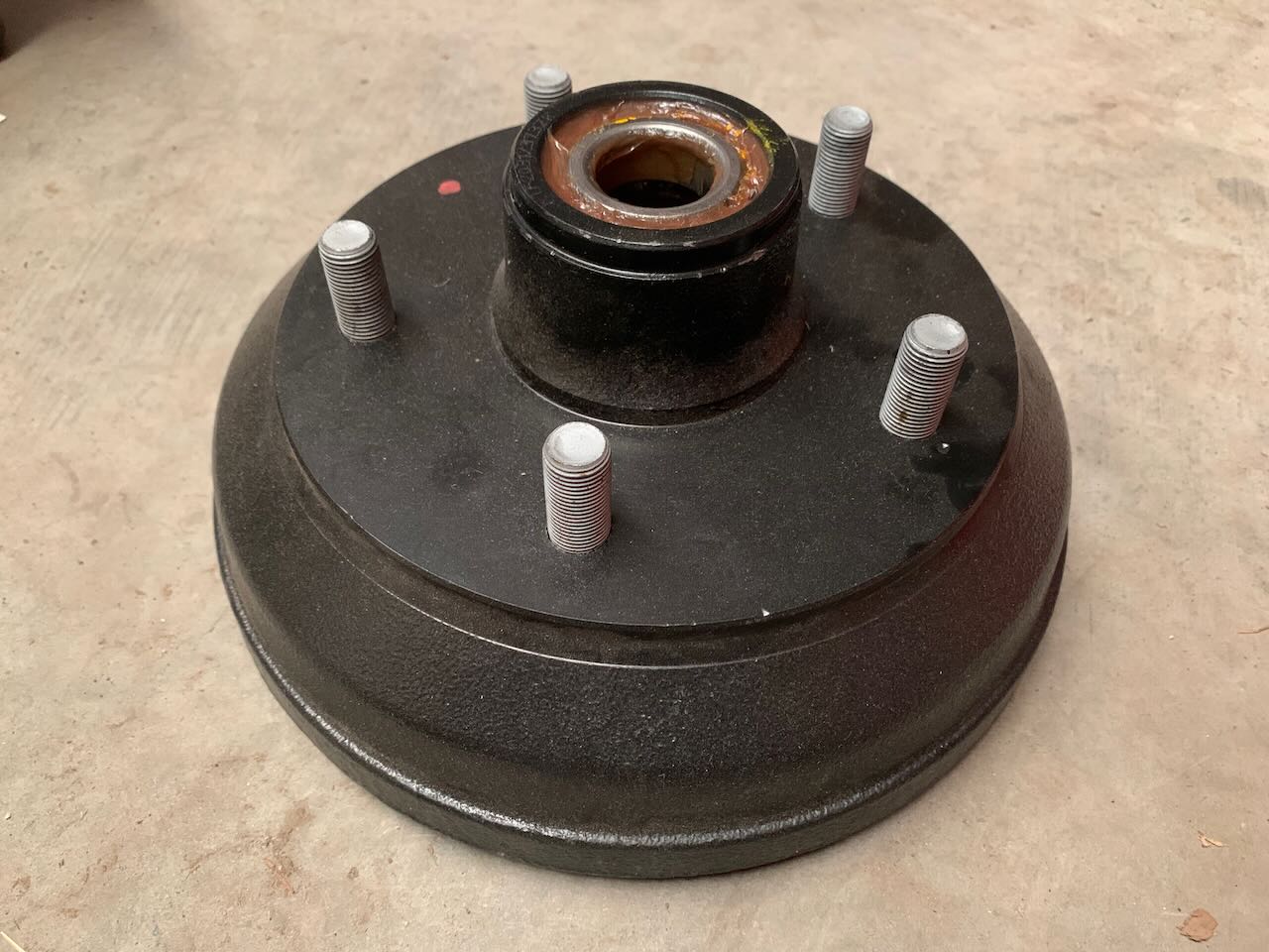 Knott Avonride V Series Hub 13"
