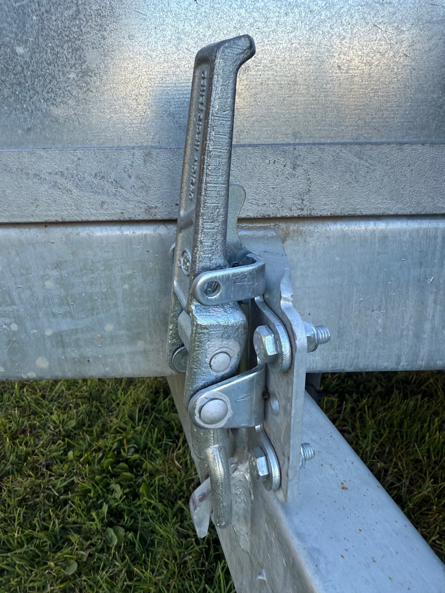 Eccentric Fastener