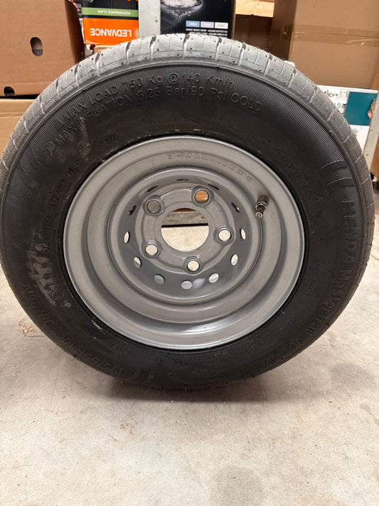 Bateson 10" with Tire